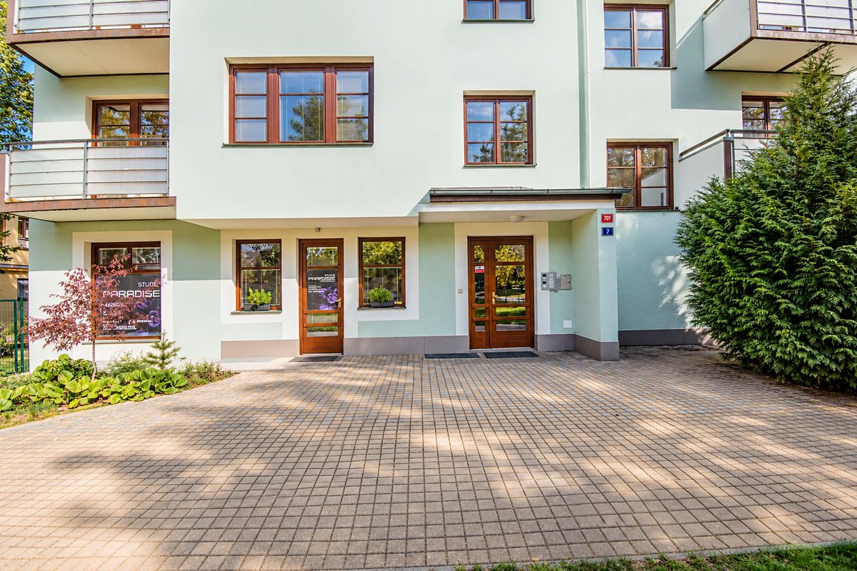Pronájem bytu 2+kk 49 m² – fotografie 3