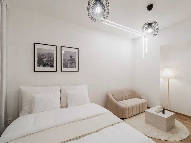 Pronájem bytu 1+1 34 m², Praha – náhled fotky 1