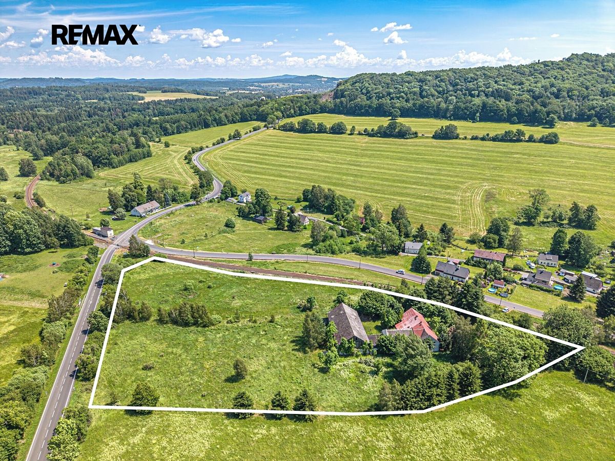 Prodej komerčního pozemku 21306 m² – fotografie 3