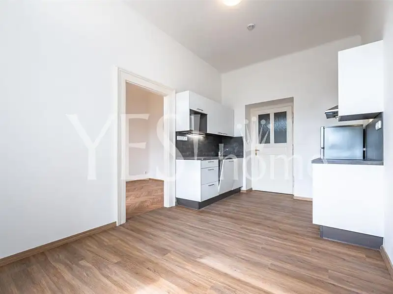 Pronájem bytu 2+kk 37 m², Praha – náhled fotky 1