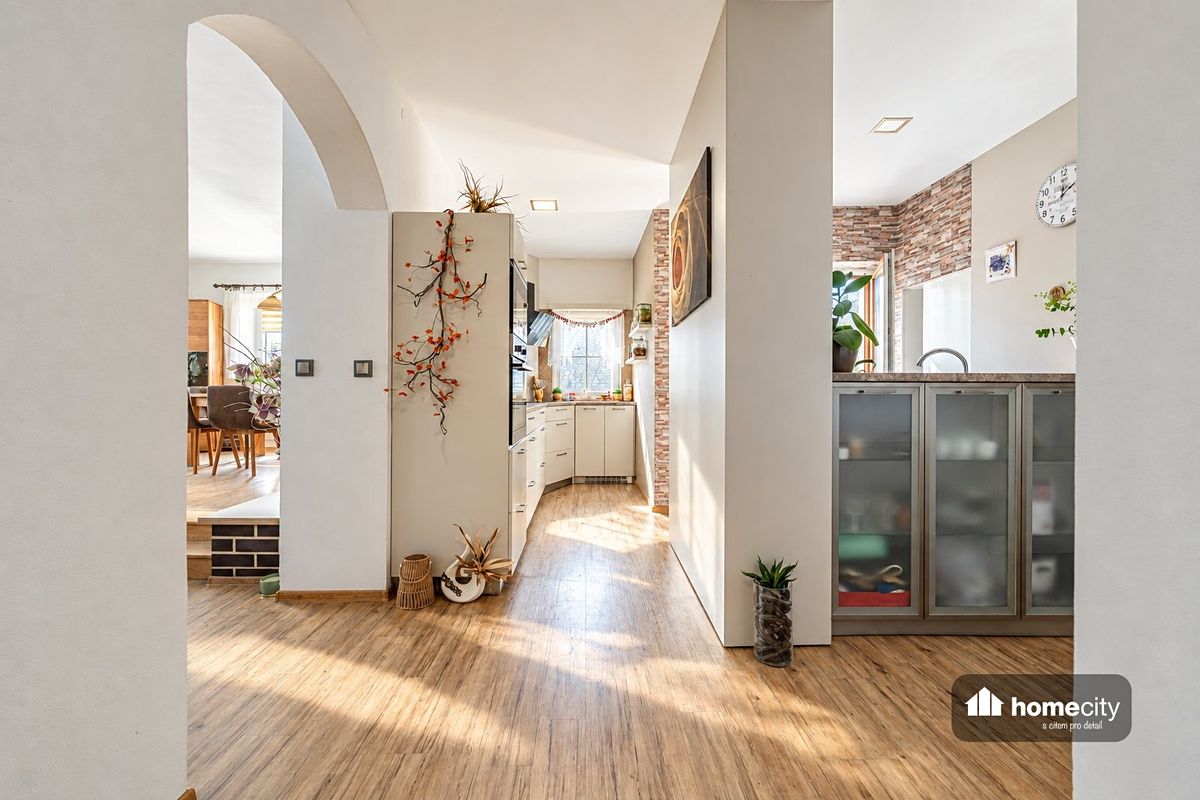 Pronájem bytu 3+kk 94 m² – fotografie 5