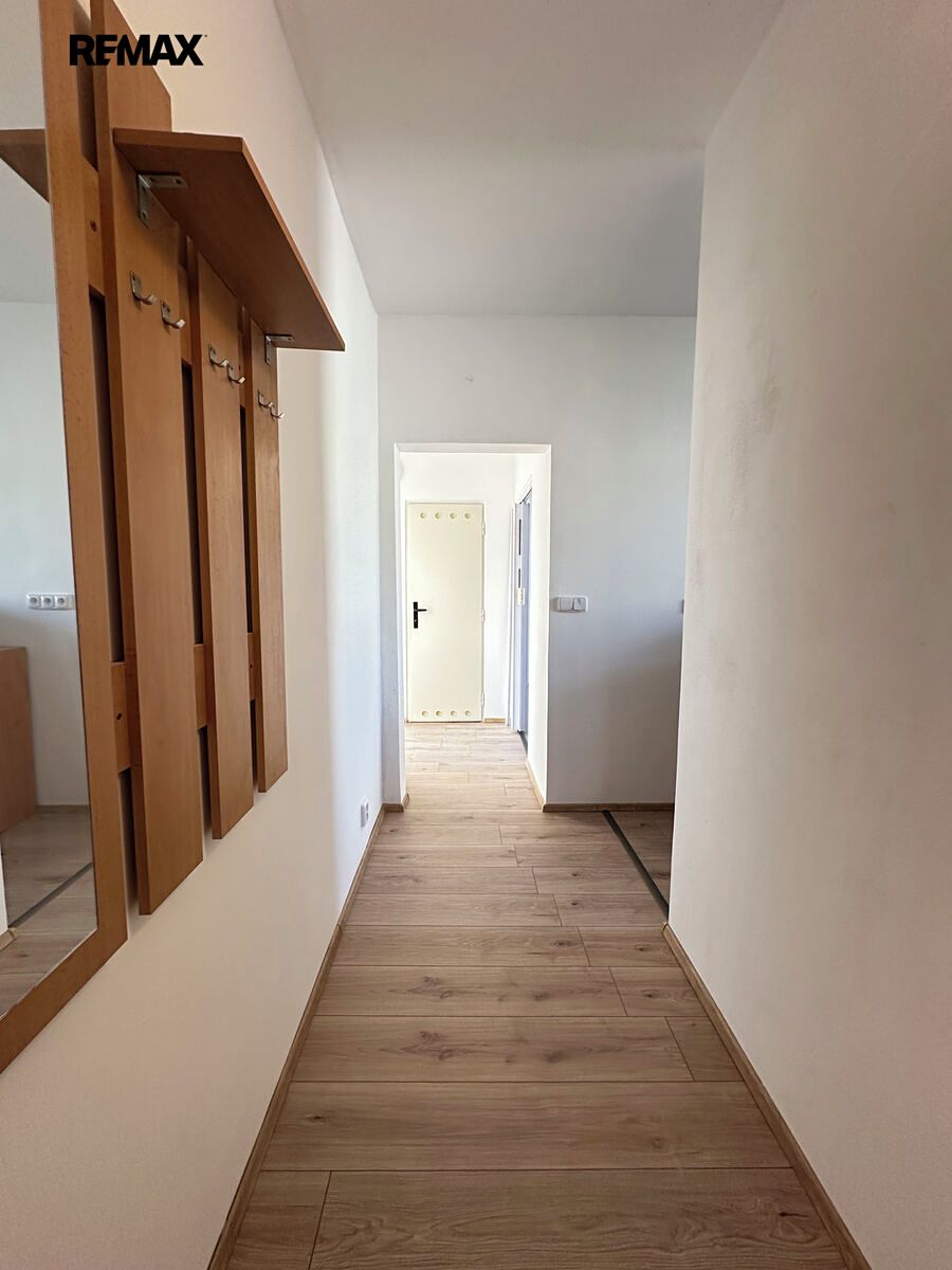 Pronájem bytu 2+1 58 m² – fotografie 2