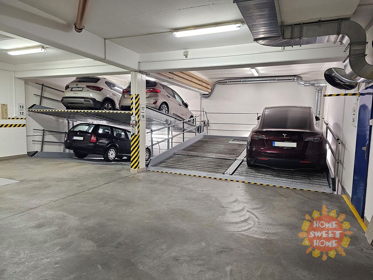 Pronájem garážového stání 10 m²