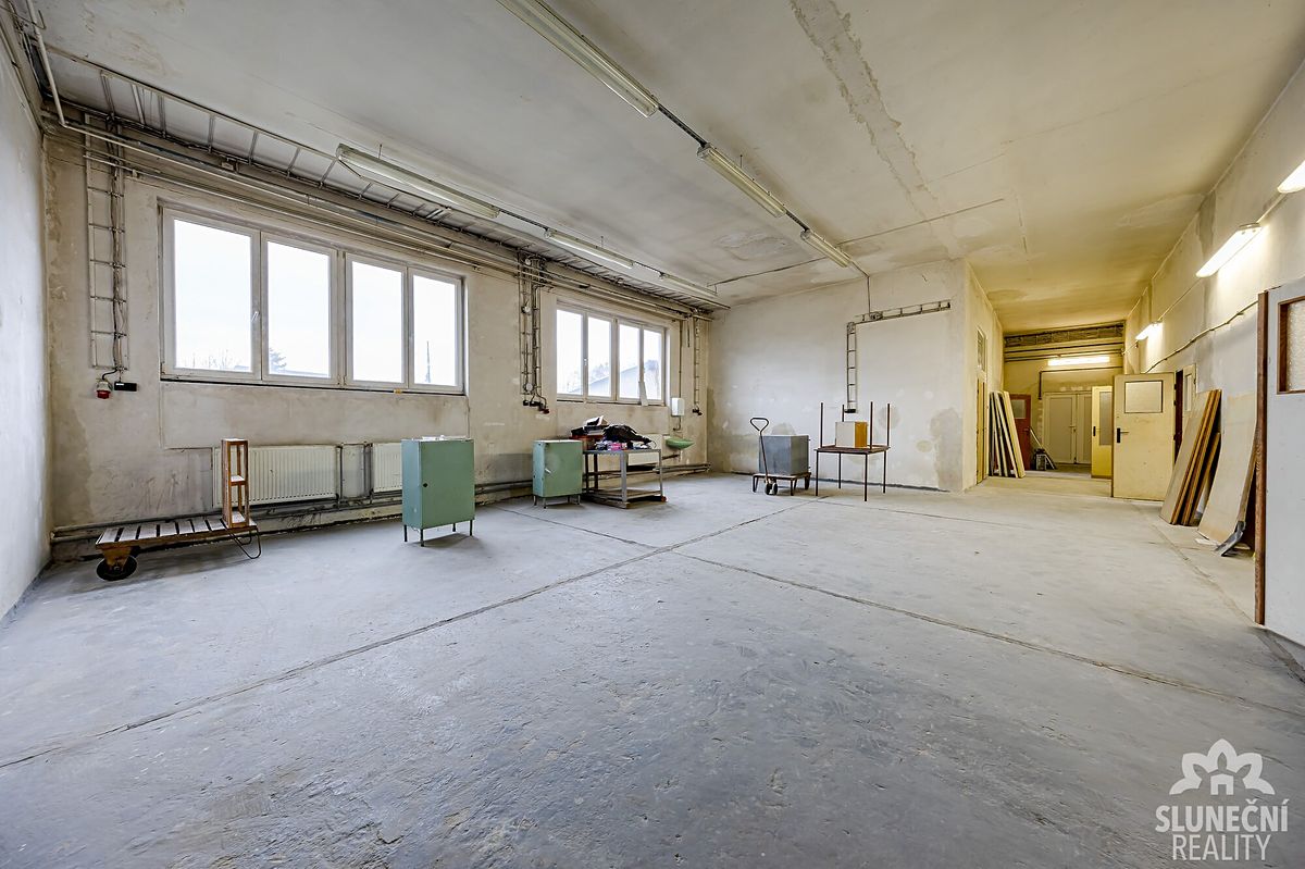 Pronájem výrobní haly, prostoru 209 m² – fotografie 2