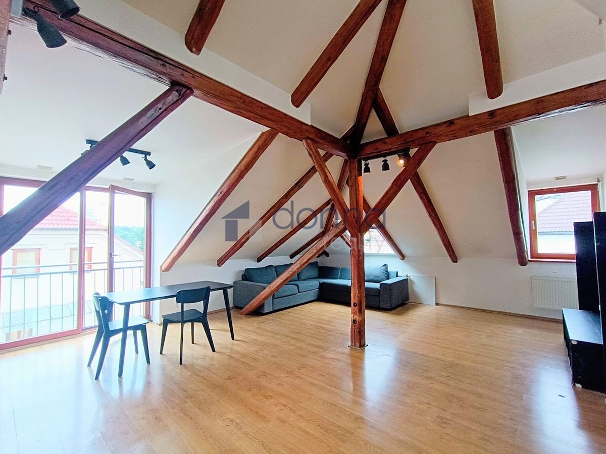 Pronájem bytu 3+kk 90 m²