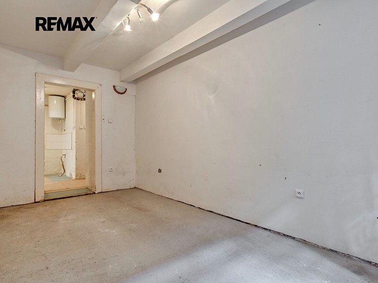 Gewerbefläche zum Kauf, 77 m² (9 von 23)