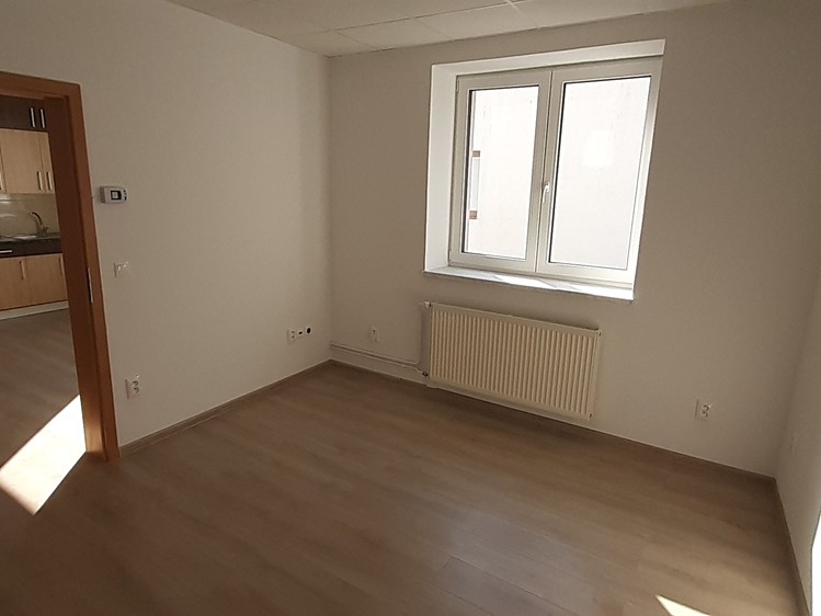 Квартира 2+kk в оренду, 39 м² (6 з 11)