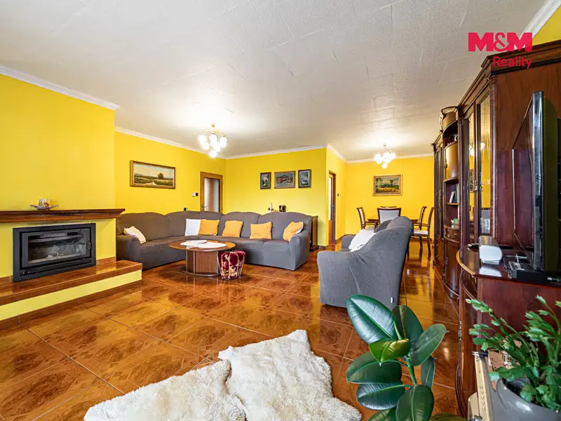 Prodej rodinného domu 700 m², pozemek 1585 m², Abertamy – náhled fotky 2
