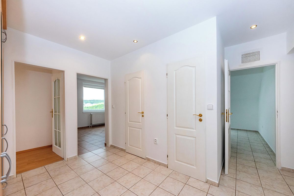 Prodej bytu 4+1 89 m² – fotografie 3