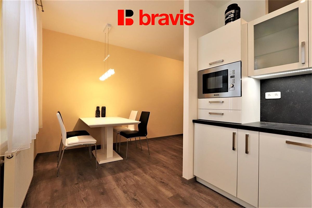 Pronájem bytu 2+kk 58 m²