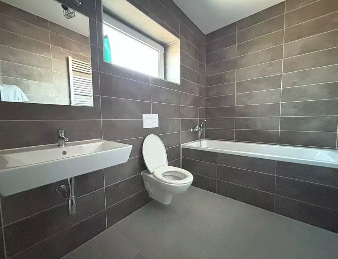 Pronájem bytu 2+kk 49 m² – fotografie 3