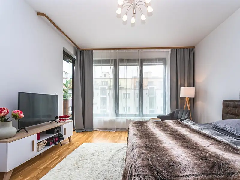 Pronájem bytu 2+kk 65 m², Praha – náhled fotky 2