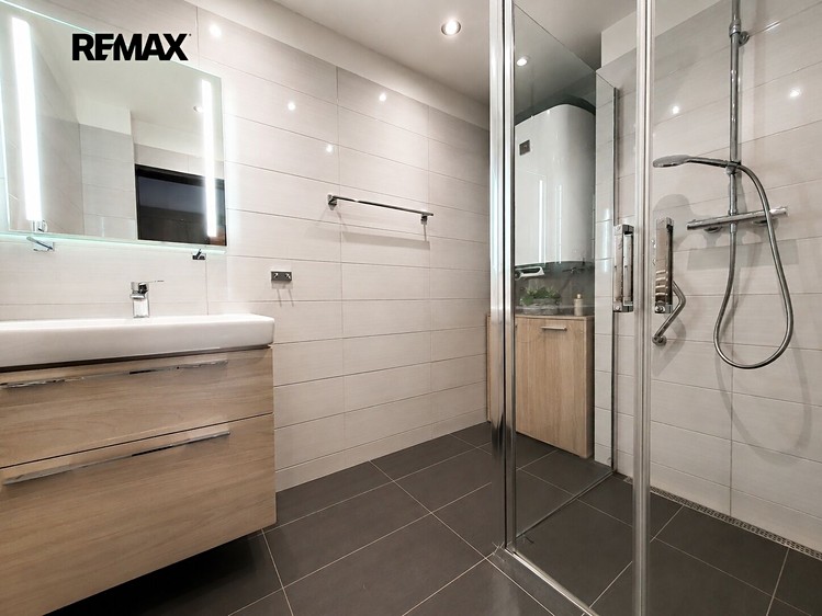 Квартира 4+1 в оренду, 100 м² (12 з 16)