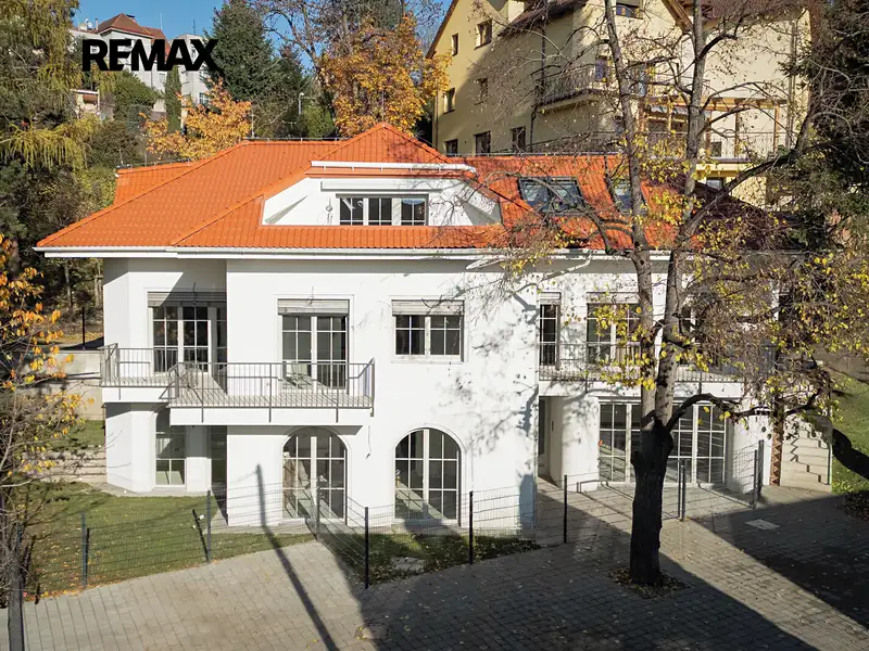 Prodej bytu 4+kk 140 m², Praha – náhled fotky 3