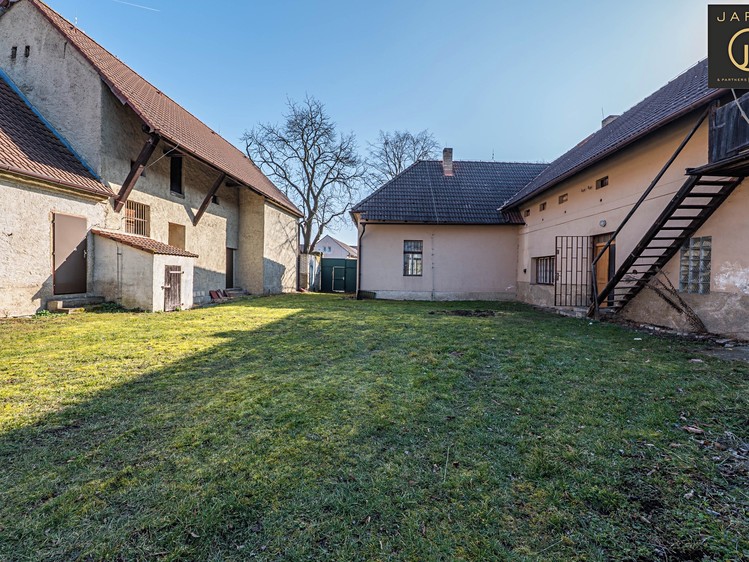 Prodej domu, 305 m² (4 z 14)