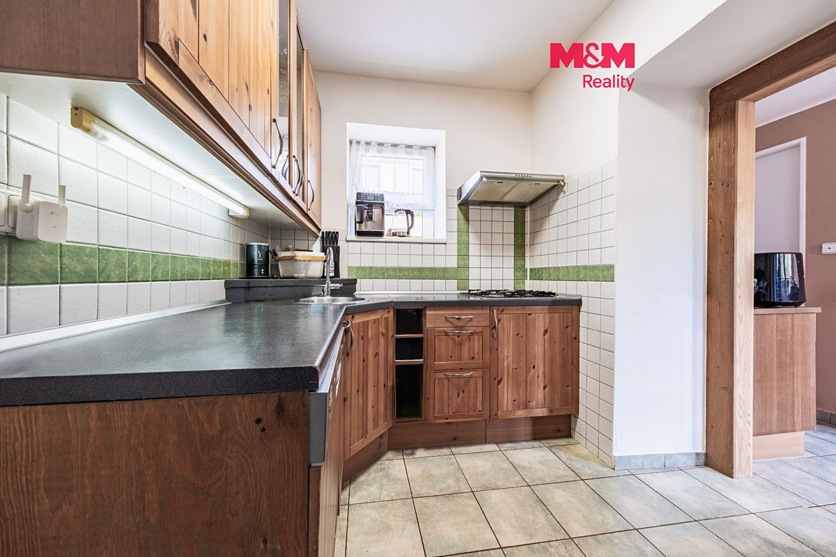 Prodej rodinného domu 168 m², pozemek 836 m²