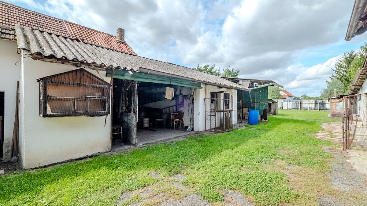 Prodej rodinného domu 74 m², pozemek 946 m² – fotografie 5
