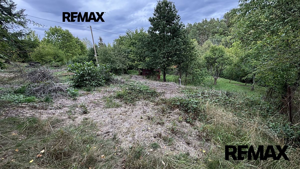 Prodej stavebního pozemku 1335 m²