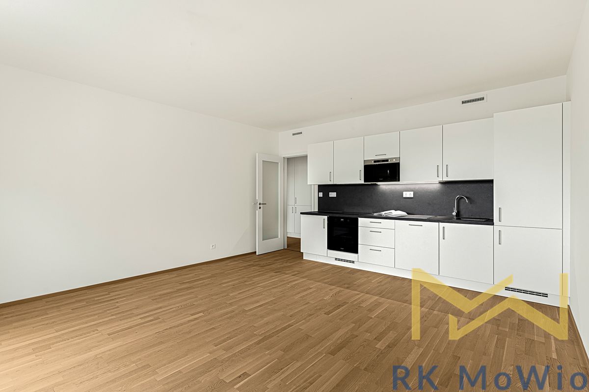Pronájem bytu 3+kk 87 m² – fotografie 2