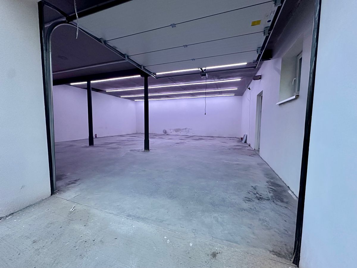 Pronájem skladového prostoru 93 m² – fotografie 3