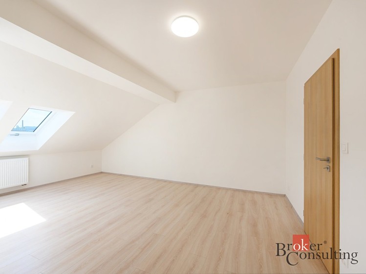Wohnung 2+kk zum Kauf, 63 m² (2 von 15)