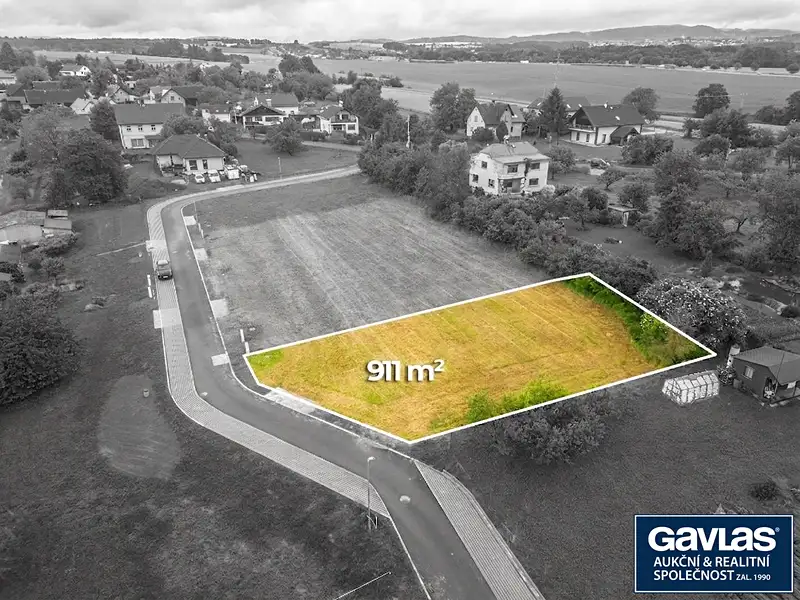 Prodej stavebního pozemku 911 m², Lažany – náhled fotky 2