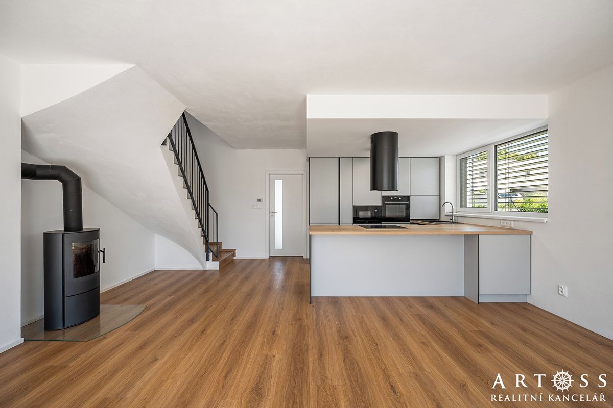 Prodej rodinného domu 113 m², pozemek 326 m²