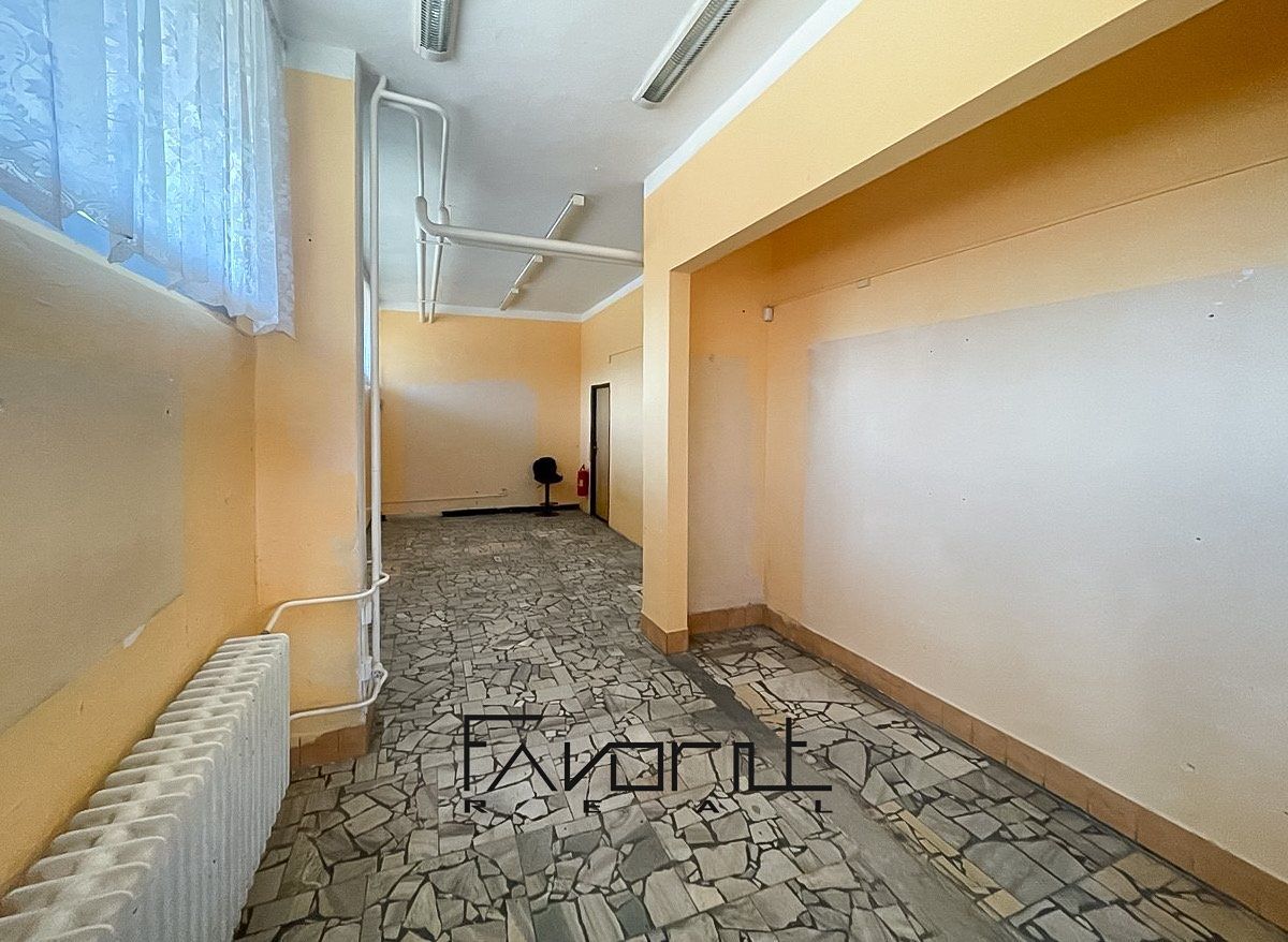 Pronájem obchodního prostoru 30 m² – fotografie 3
