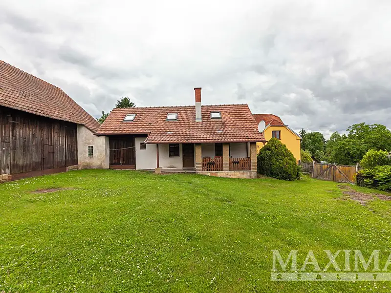 Prodej rodinného domu 196 m², pozemek 2229 m², Běchary – náhled fotky 3