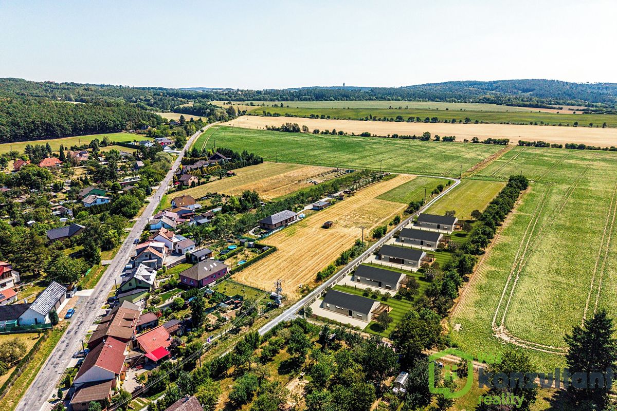 Prodej rodinného domu 97 m², pozemek 660 m² – fotografie 2
