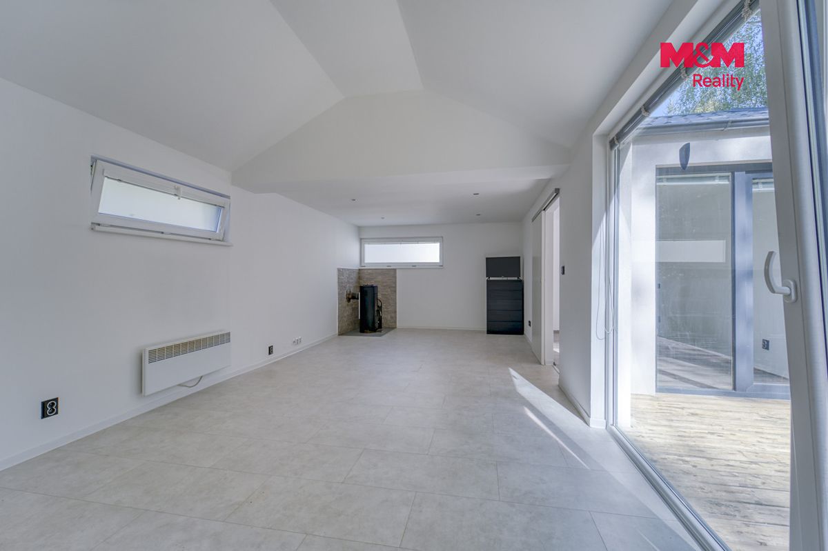 Pronájem bytu 3+kk 64 m² – fotografie 4