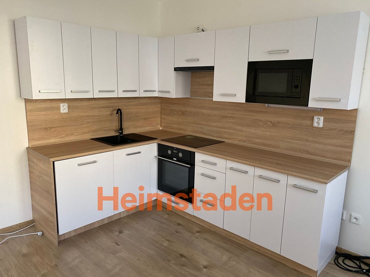 Pronájem bytu 3+1 73 m² – fotografie 2