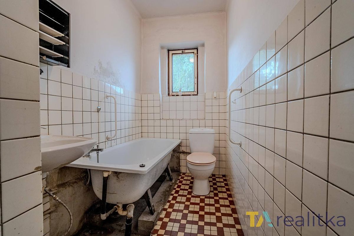 Prodej rodinného domu 126 m², pozemek 2044 m² – fotografie 5