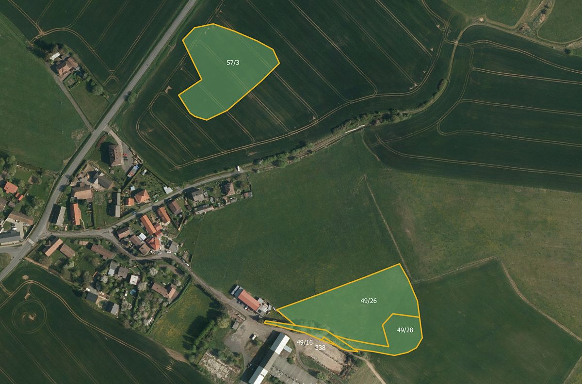 Prodej pole 41424 m²