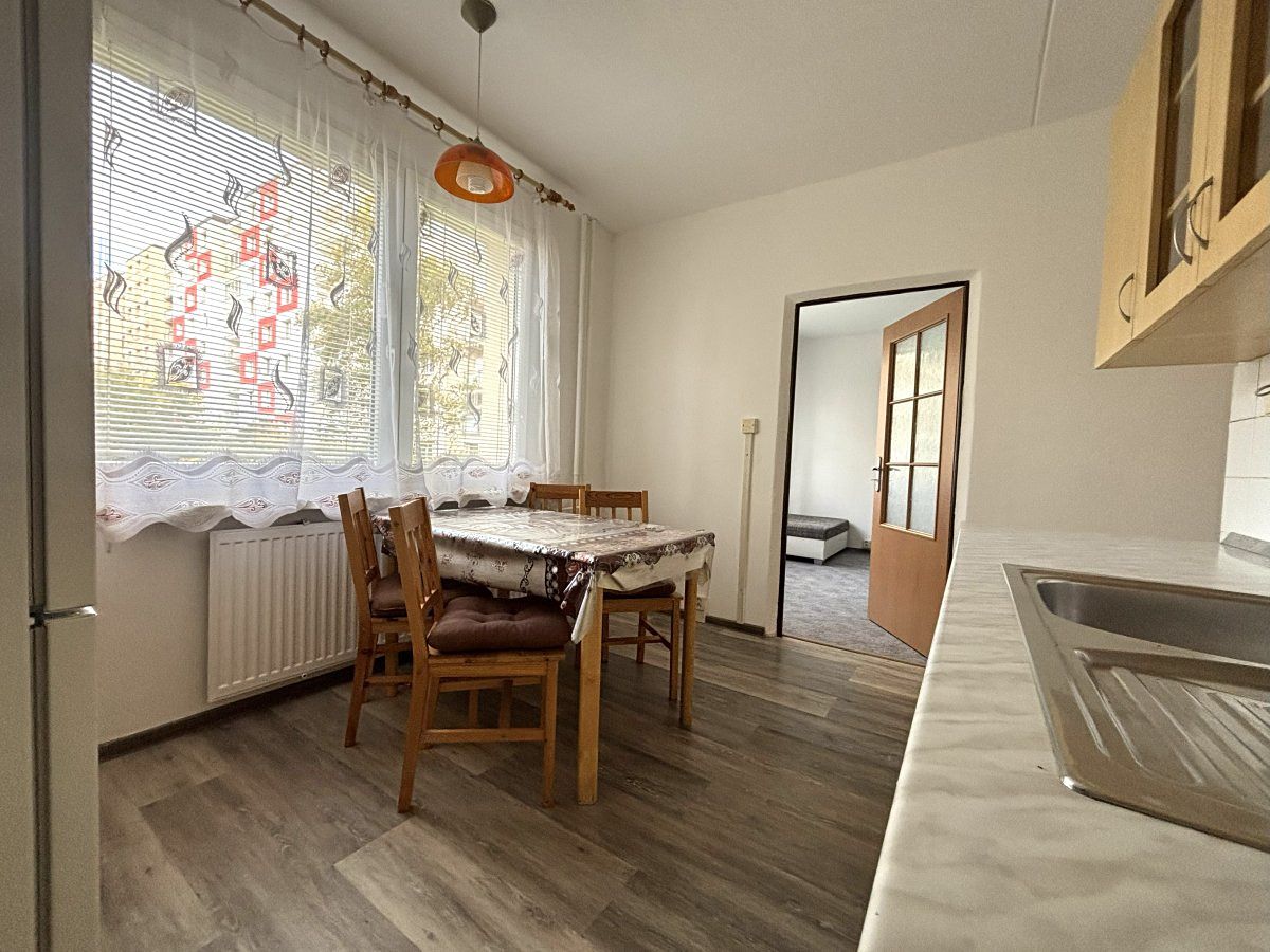 Pronájem bytu 3+1 68 m² – fotografie 3
