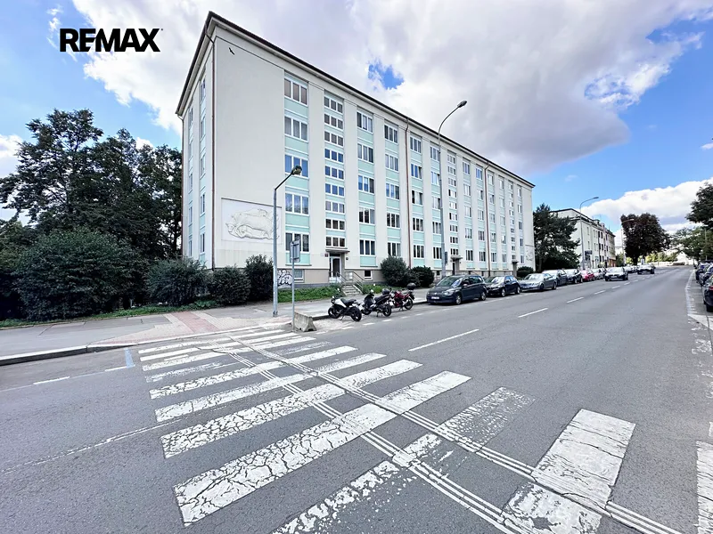 Prodej bytu 1+1 v osobním vlastnictví 42 m², Praha 10 - Vršovice