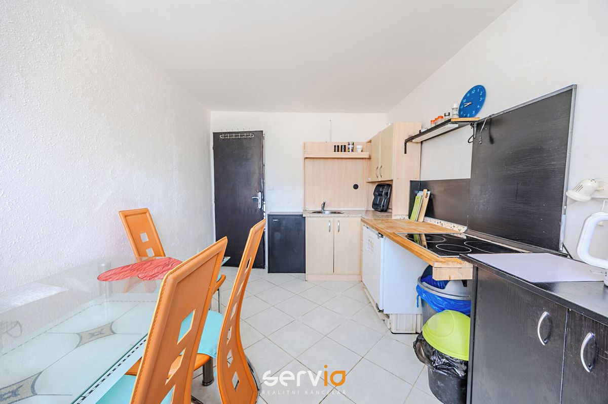 Pronájem bytu 2+1 90 m² – fotografie 5