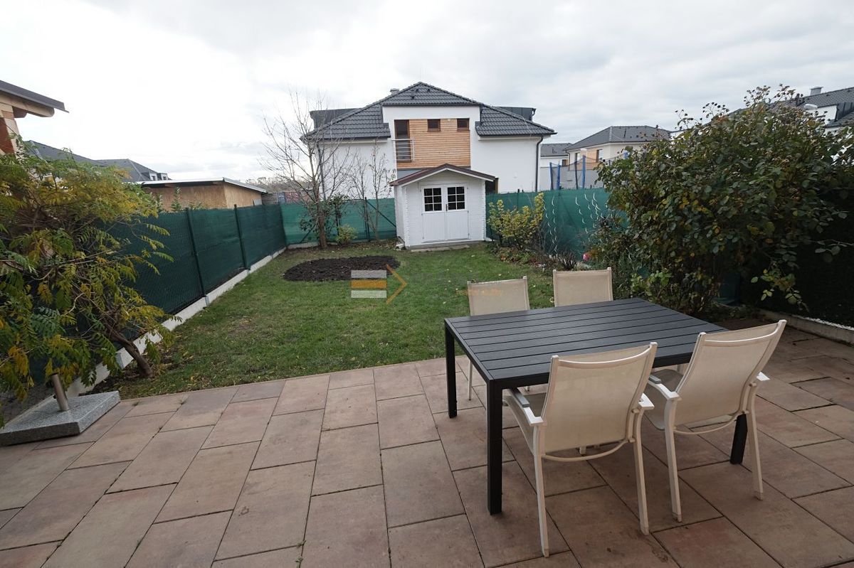 Pronájem rodinného domu 140 m², pozemek 224 m²