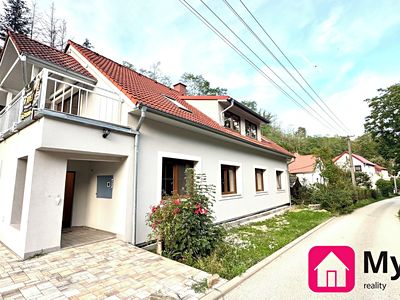 Prodej rodinného domu 208 m², pozemek 500 m²