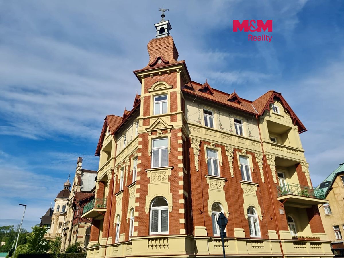 Pronájem bytu 3+kk 100 m²