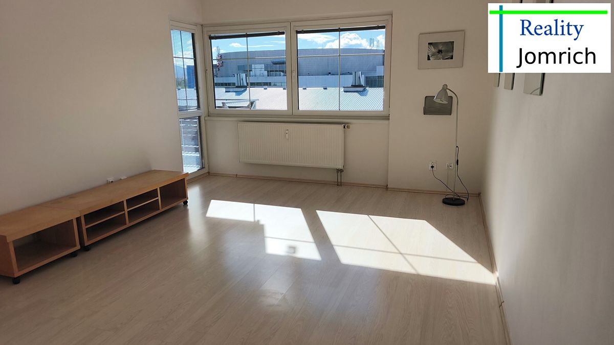 Pronájem bytu 2+kk 58 m² – fotografie 5