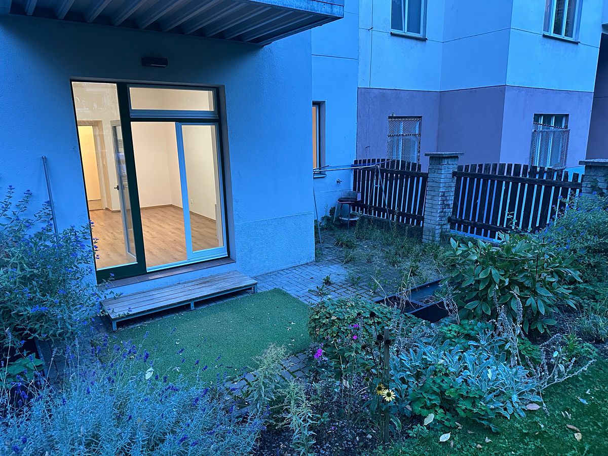 Pronájem bytu 2+kk 50 m² – fotografie 2