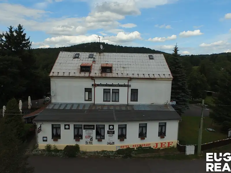 Prodej ubytovacího zařízení 2000 m², Doubice – náhled fotky 2