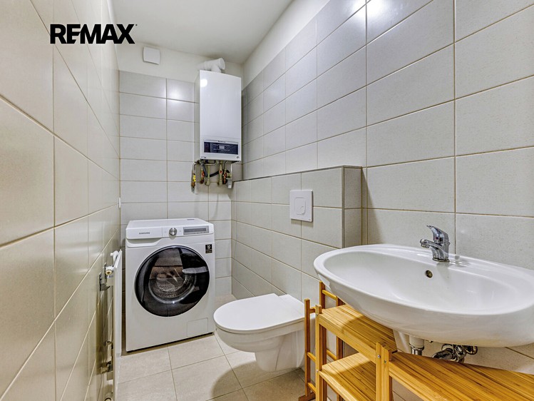 Квартира 3+kk на продаж, 74 м² (36 з 38)