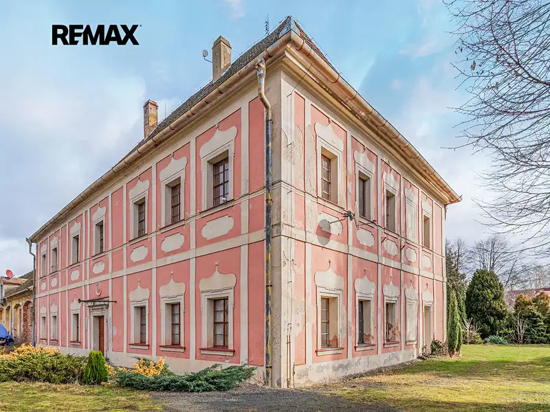 Prodej památky 700 m², pozemek 16551 m², Ježovy – náhled fotky 3