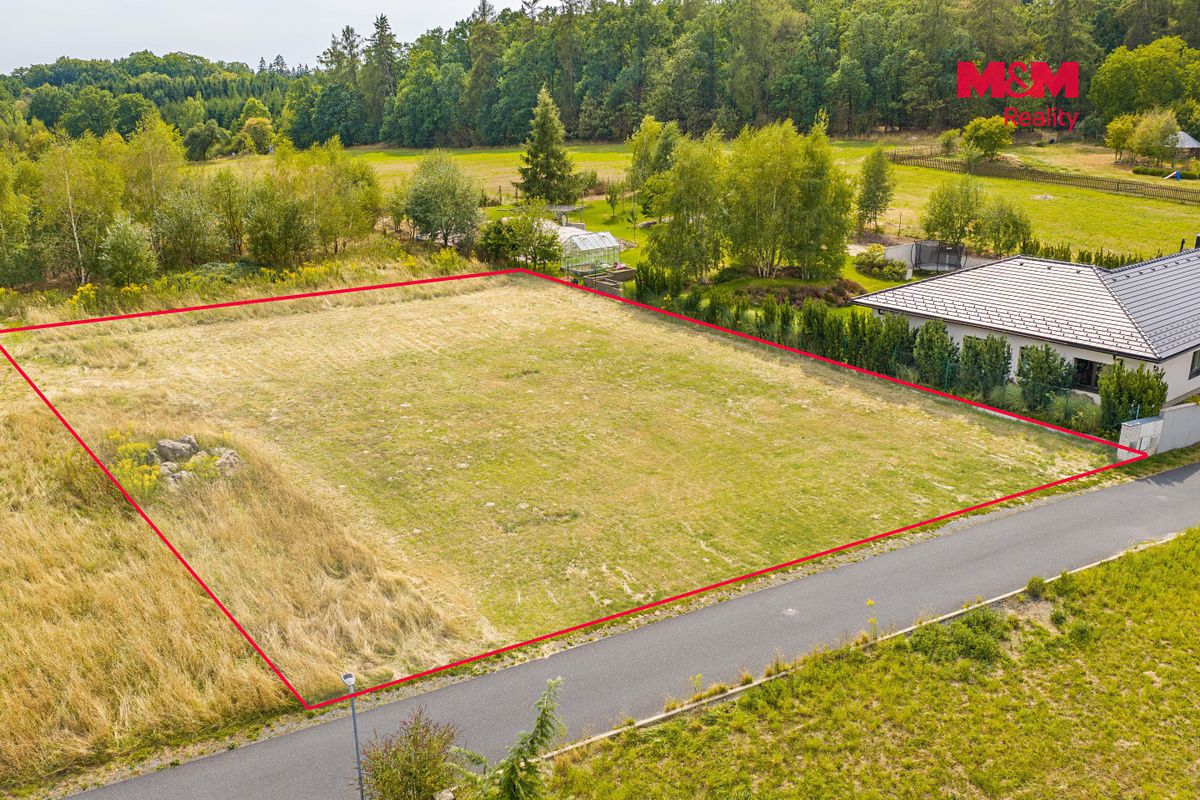 Prodej stavebního pozemku 1500 m² – fotografie 4