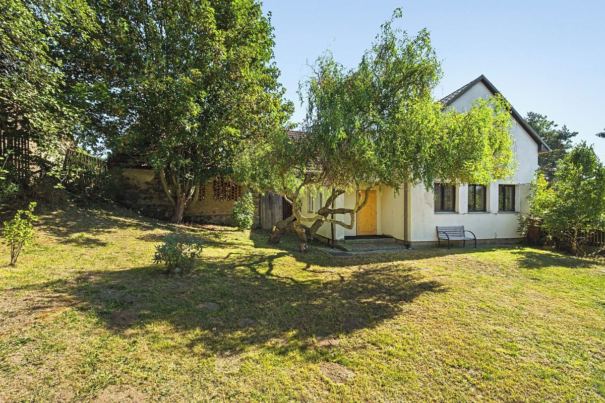Prodej rodinného domu 86 m², pozemek 1210 m² – fotografie 3