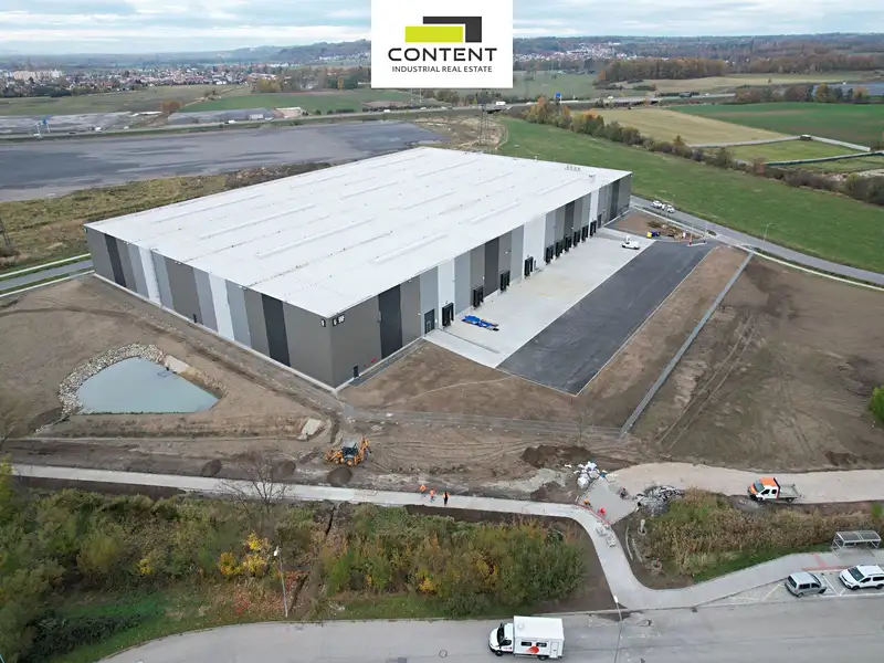 Pronájem skladového prostoru 10000 m², České Budějovice – náhled fotky 1