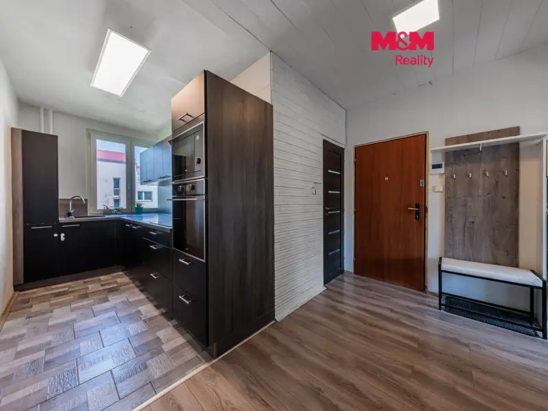 Prodej bytu 3+1 64 m², Horní Slavkov – náhled fotky 1