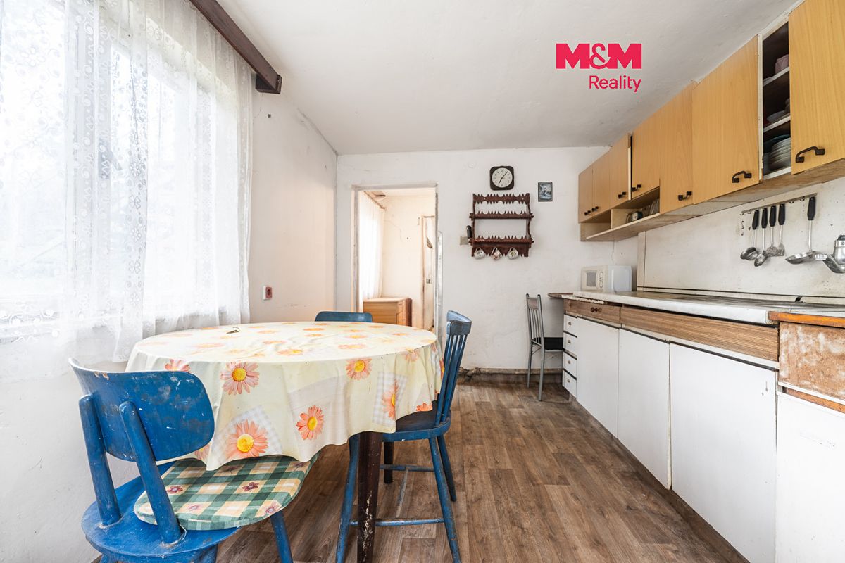 Prodej rodinného domu 85 m², pozemek 619 m²